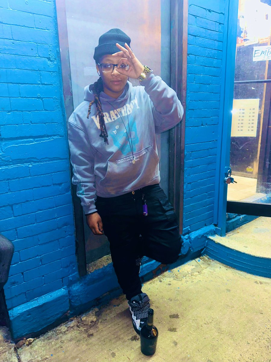 Most_Hated15's tweet photo. 1250 😍 https://t.co/VJftJM1OEc