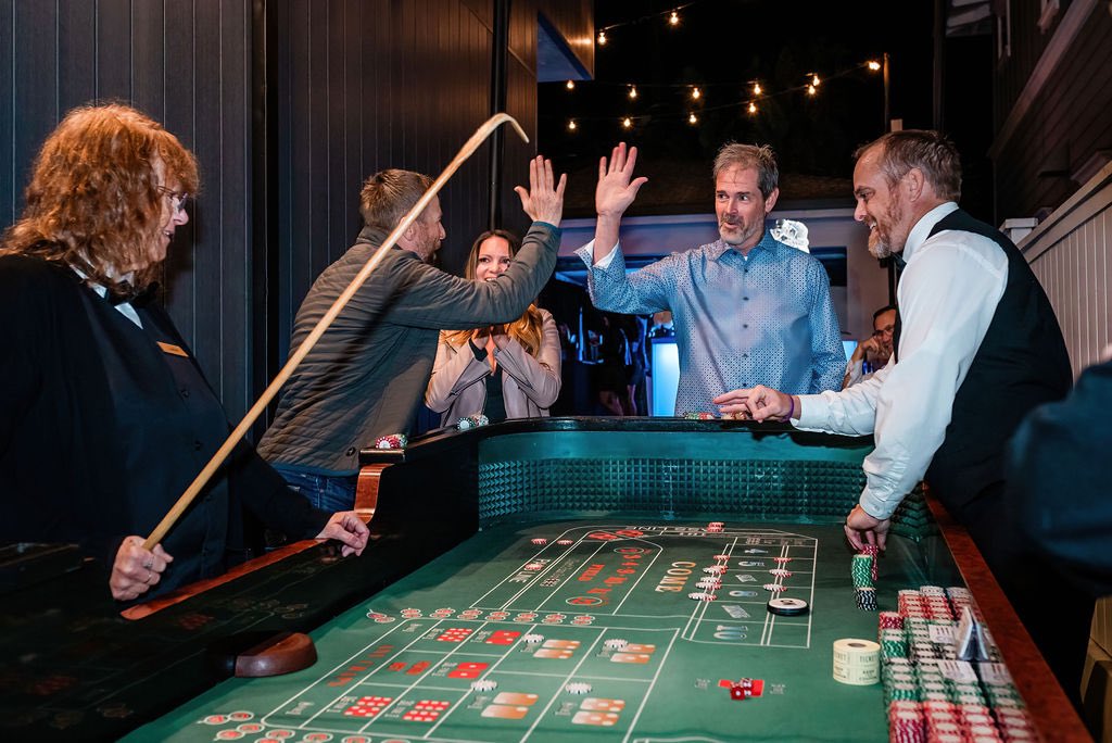 TownSocial's tweet photo. Casino games are always a great addition to parties. For B-Rad’s birthday bash, Southbay Casino served up a great time. Did someone say pocket rockets?! #partyplanner #eventplanner #birthdayparty #casinoparty #casinogames #ManhattanBeach #LosAngeles #SanDiego https://t.co/lq9xUk0fjc
