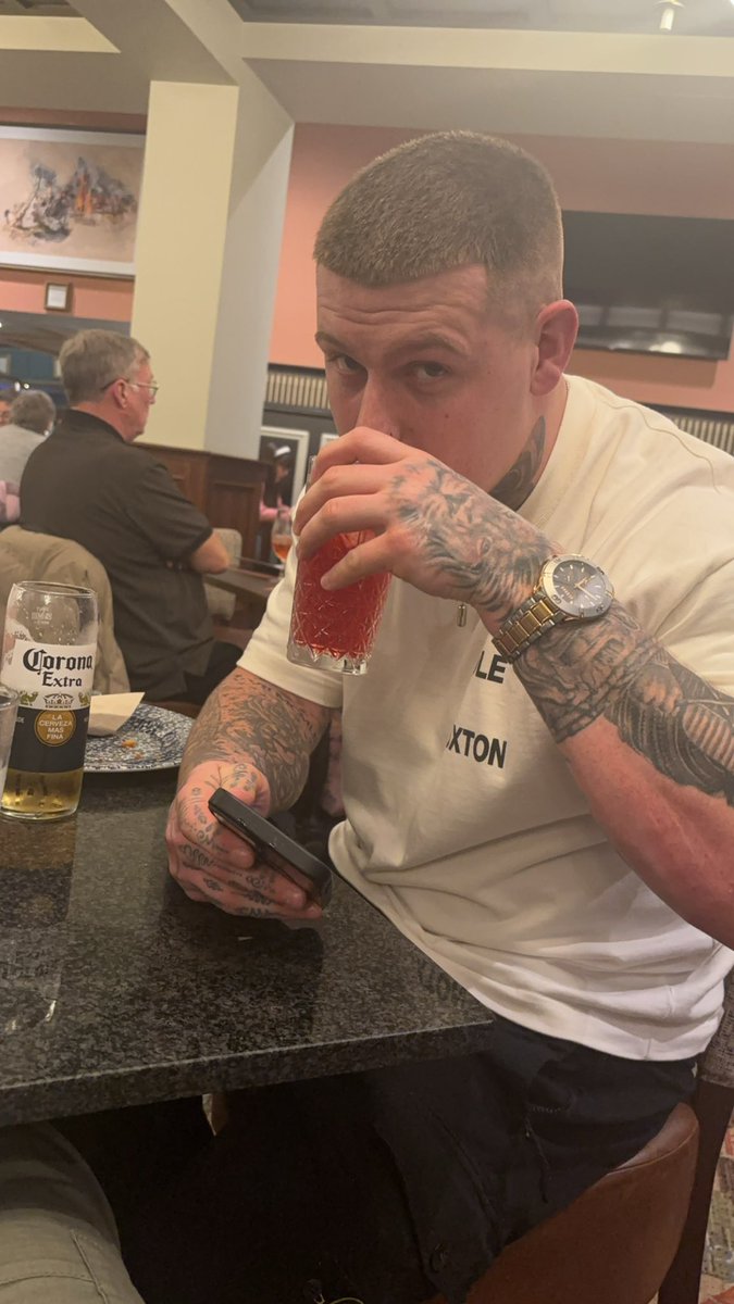 SLEEP WHEN DEAD tweet media