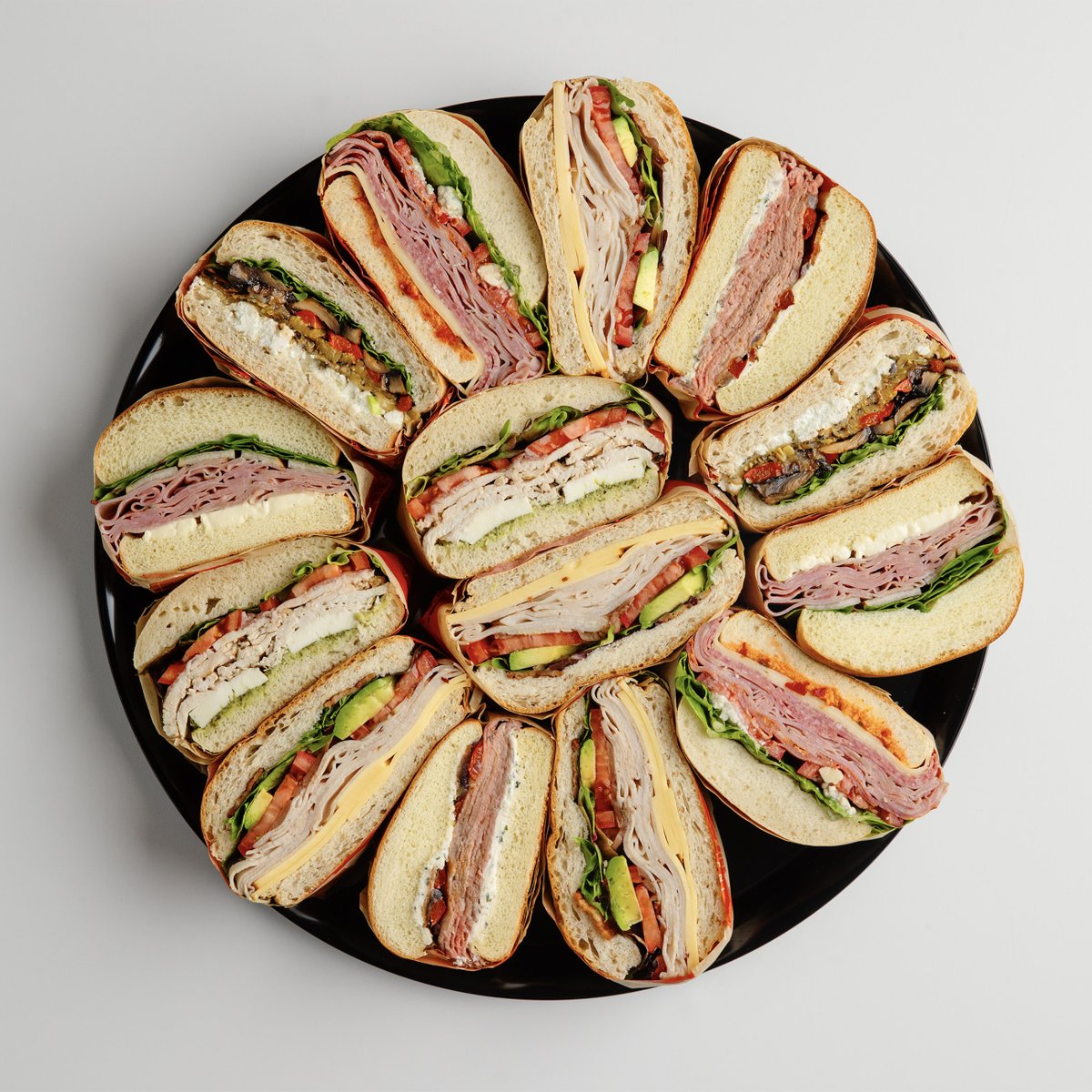 ITBTampa's tweet image. Now that's a good looking sandwich platter 😍

Order now for your next event: bit.ly/3OL9E7u

#InsideTheBox #SandwichPlatter #TampaBay #Catering