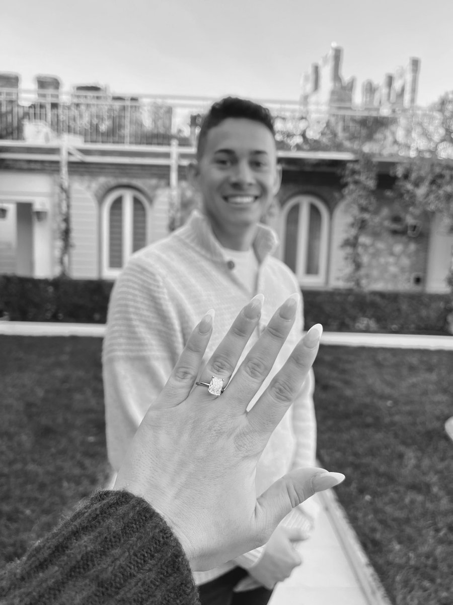 Rileymontana's tweet photo. Italian trip of my dreams and the man of my dreams! I get to marry my best friend!!! ❤️💍 https://t.co/5zBYAnw8Uy