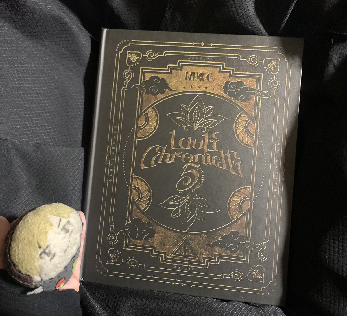 yukky13daydream's tweet photo. クロニクル上巻と、スクラッチのD賞が届いてました
MUCCの結晶、ゆっくり楽しませていただきます🙏🏻✨
#MUCC25th
#MUCC_Timeless https://t.co/x6XYlsXzcl