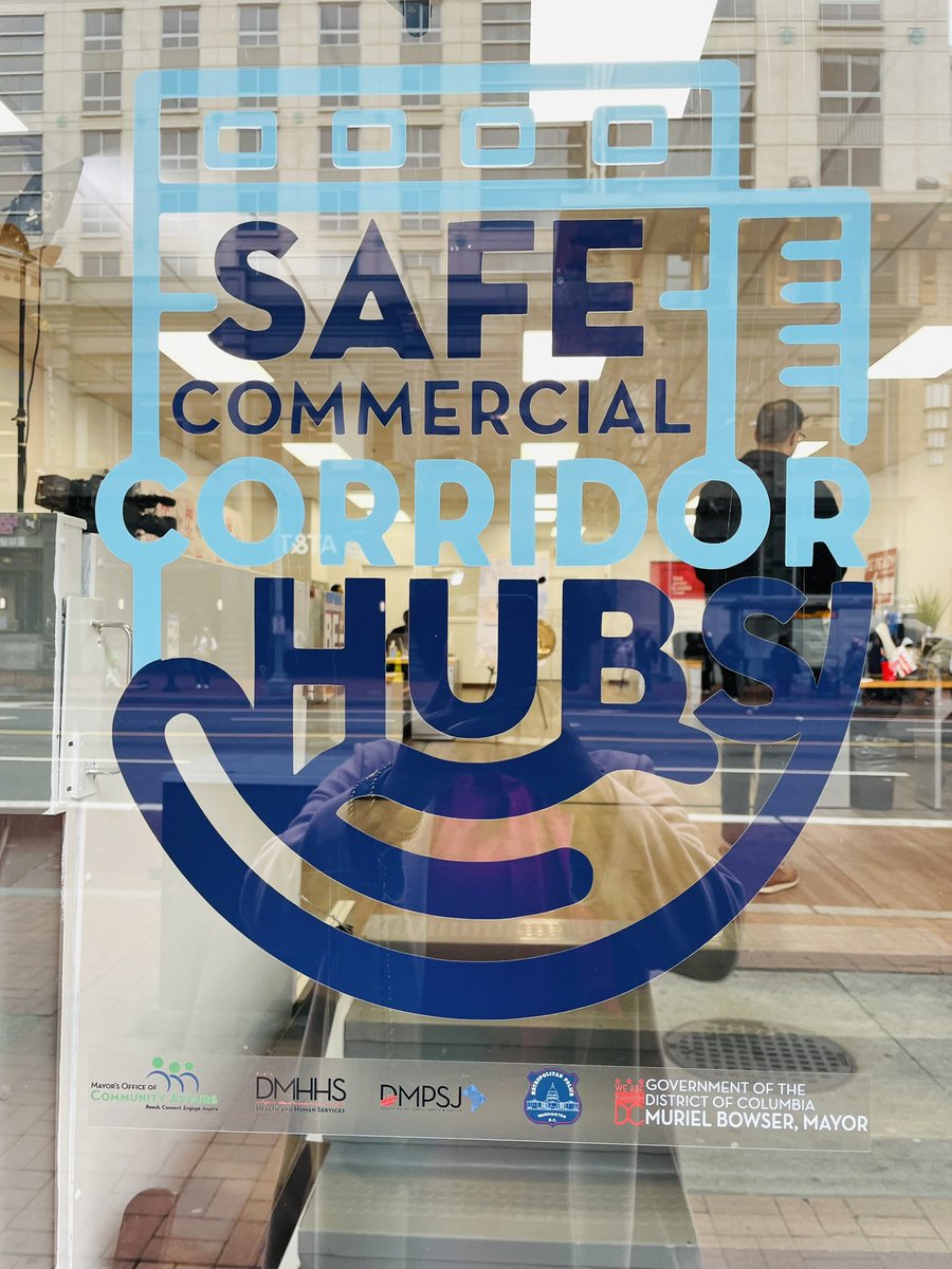 MOCCADC's tweet photo. Caribbean Washingtonians

Did you know that @MayorBowser opened the District’s 1st Safe Commercial Corridor Hub in #Ward2 Chinatown! 

Residents can walk in for a range of city services. Come check us out:

📌 675 H St NW
⏰ 9am - 6pm
📅 Mon - Fri
#BeDowntown #SafeDC #CaribbeanDC https://t.co/3XLrQkgzGD