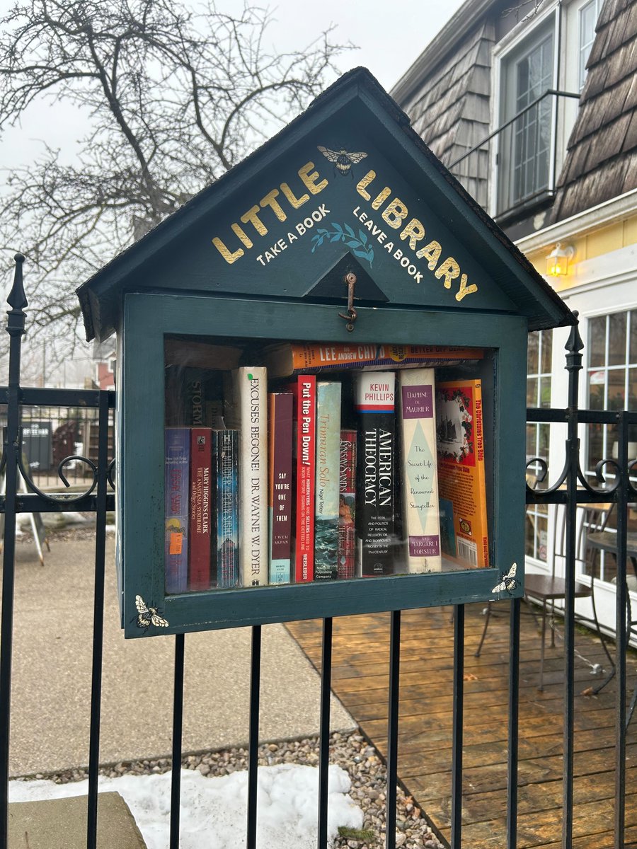 TheRealVHS's tweet photo. Check out some of the CUTEST Little Free Libraries our students and staff have been donating to this year!
Also, take a peek at the shelf we've set up in the VHS administrative office for our staff to use when they're looking for their next read.
#savetheplanet #sustainableliving https://t.co/JpIR1jVAcN