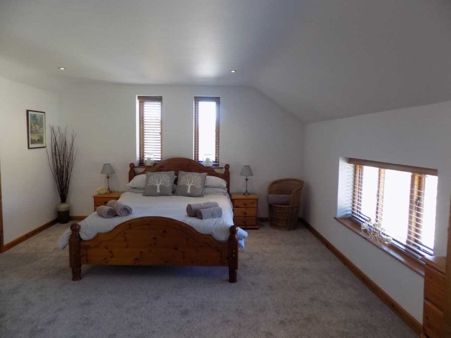 WeAcceptPets's tweet photo. Escape to the serene countryside haven of Arthur's Cottage, nestled in the picturesque village of Edingthorpe!
πΆ Welcomes dogs πΎ
https://t.co/zxtMZWkVfY
#ArthursCottage #Edingthorpe #Norfolk #ChildFriendly #SelfCatering #Holiday #Tranquillity Retreat #Explore #Getaway https://t.co/w8eAE2o3VE