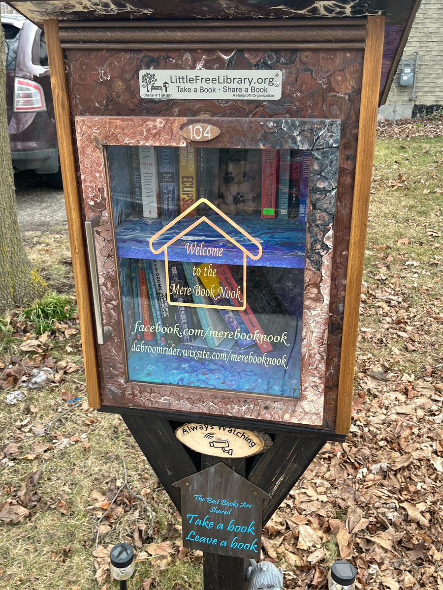 Our students and staff have been busy donating books this year for our EcoSchools Challenge!

Want to join in on the fun? Head to the Little Free Library page to find the closest one to you!

#onlinelearning #studentlife #savetheplanet #sustainableliving