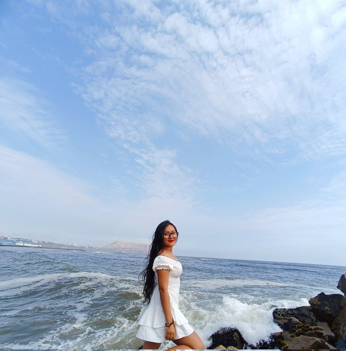 Hola X, ¿aquí es donde saludan sí saludas? 🖤🤭