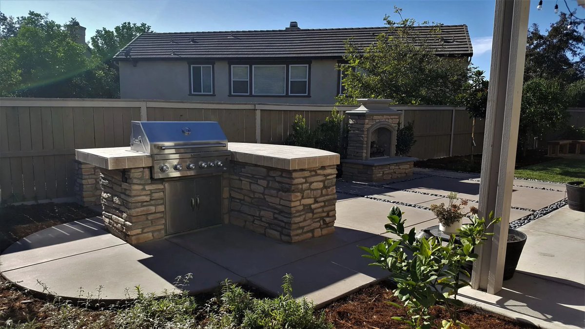 9 Design Tips for Planning the Perfect Outdoor Kitchen

Check it out: 1l.ink/ML262ZD

#BeaudryGardenDesign #LandscapeDesign #Environmentalism #Landscaping #OutdoorLiving #Garden #Barbecue #PatioDesign #CommunityGreen #GardenSanctuary #Sanctuary