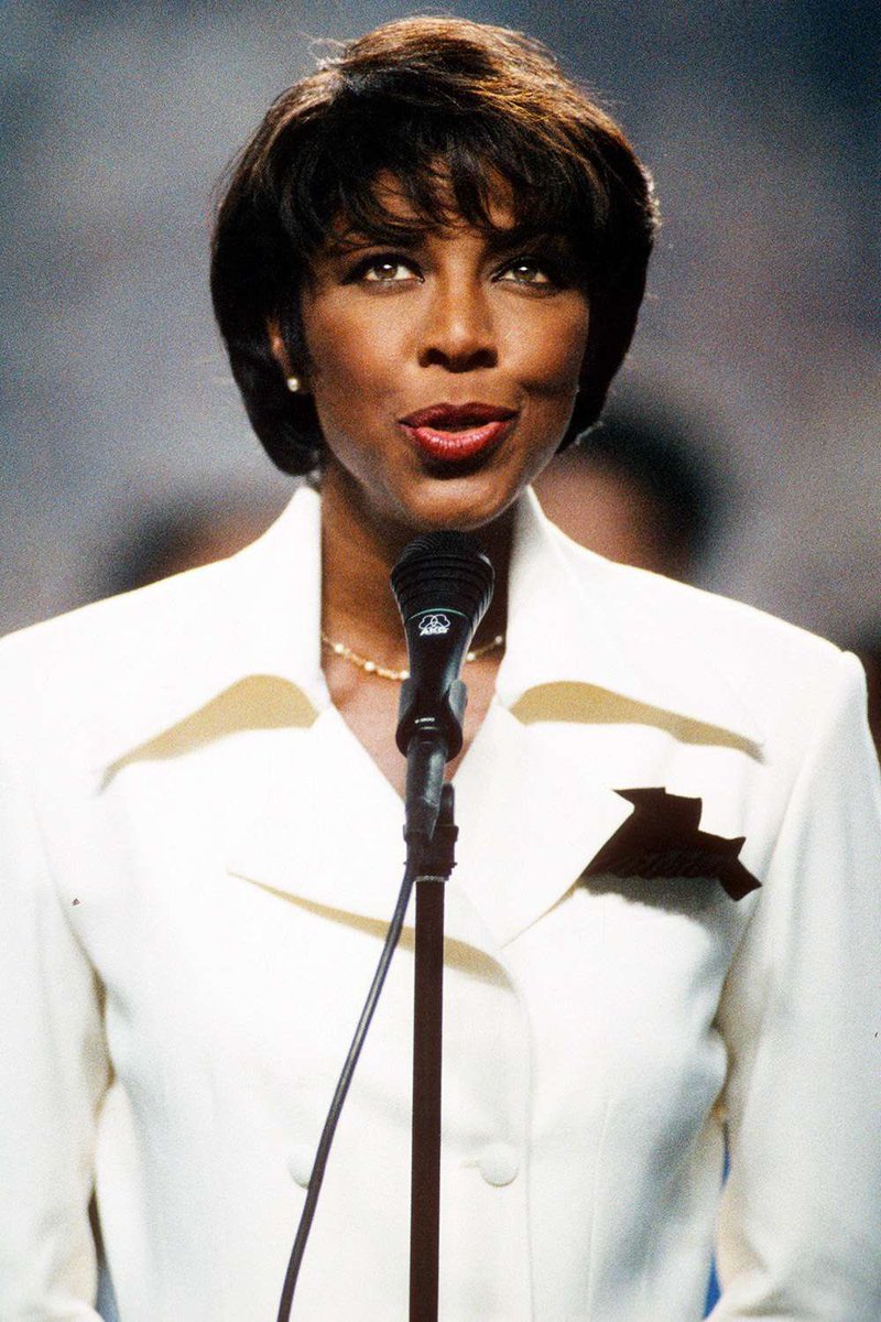 Holly_Lawson713's tweet photo. DELTA SOROR NATALIE COLE ~
INSEPARABLE 🎶🔥⭐️ 💜
5 TIMES THAT DELTAS MADE • • •
SUPERBOWL HISTORY!
Natalie Cole sang the national anthem in Atlanta's Georgia Dome for Super Bowl XXVIII in 1994.
#DST1913 #DST111 #BlackHistoryMonth2024 https://t.co/4FqQ4tQJOK
