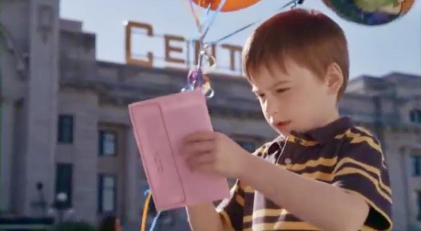 MarybethMkprudz's tweet photo. #POstaWordsPics Mail #Pilot
A child finds a letter in the street &amp; asks his mom, “Can I MAIL this?” His unconventional method sends Kelly’s MAIL into the world 2B found by the #POstables in the DLO—And so begins the #SignedSealedDelivered journey. #moreMAILmysteries #RenewSSD https://t.co/MVScES2CiR