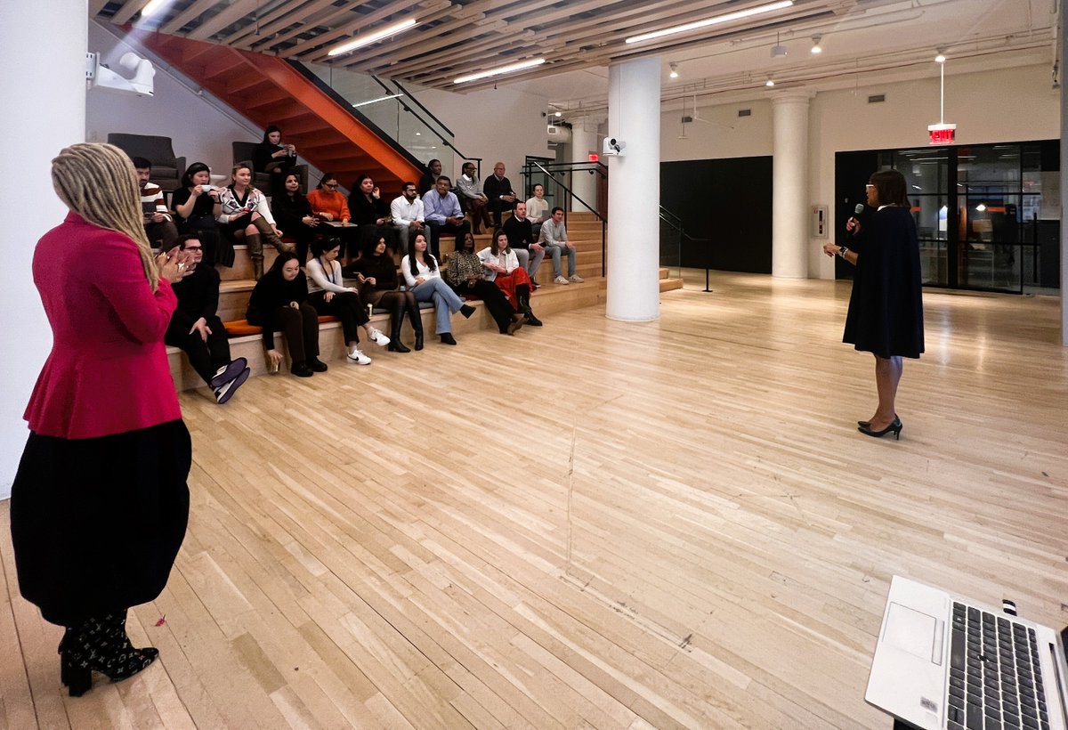 James E Bailey tweet media