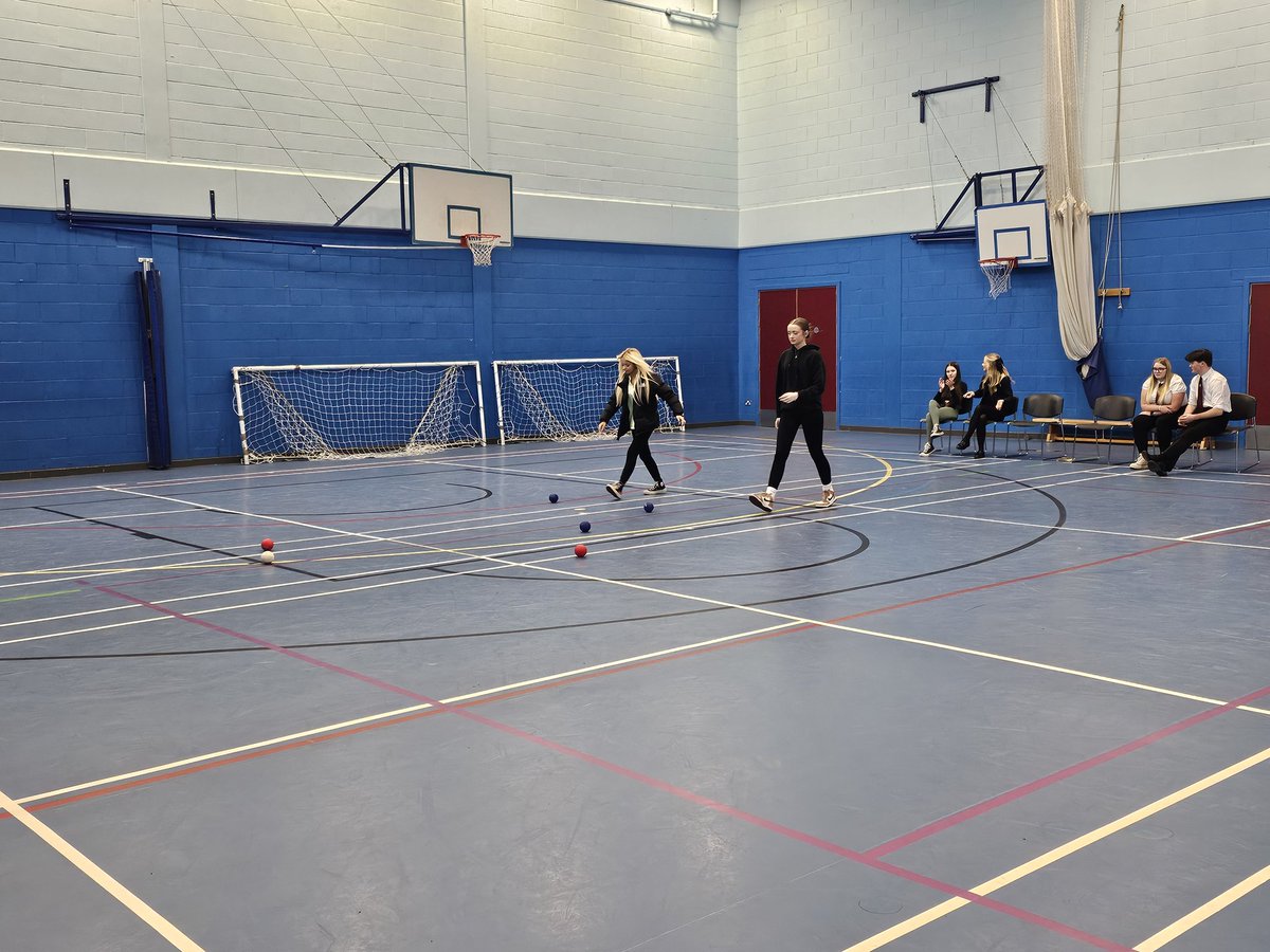 TEAMPEGW's tweet photo. Miss Evans' leaders last week were learning how to play indoor curling and boccia. These are game ideas they can use as leaders with anyone, especially good for those with disabilities or the elderly #addingtoskills #newactivities #takethelead #fungames
@Greenwood_Acad https://t.co/SgNhKPBdva