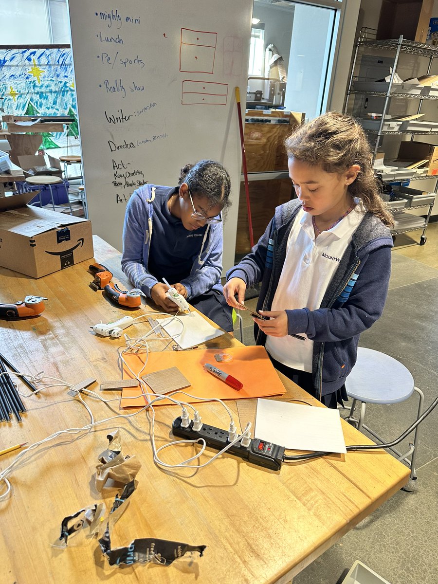 klundstromatmv's tweet photo. What if you could design anything you want- 🤔what would it be? A better basketball court where everyone had a good seat, a stop motion video, a stronger bridge using math shapes - if you can dream it, we can make it! #MVMaker #autonomy #agency G5s #leadfromwhereyouare https://t.co/Dj4F1vD7pT