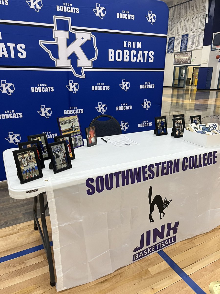 Thank you all for those who joined us in celebrating Kasen signing to play at Southwestern College! We appreciate all you do for our program and know you will do great things at the next level! Once a bobcat, always one! 🏀