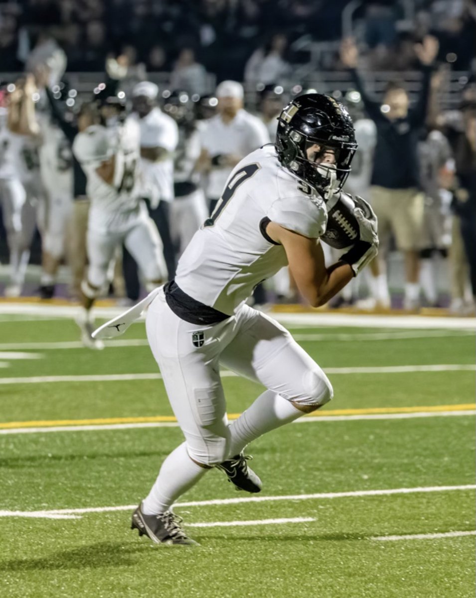 West Coast Preps (@westcoastpreps_) on Twitter photo After a stellar prep career at Mitty, senior Caden Allard is set to continue his career at Bucknell in the fall.
<a href="/CadenAllard3/">Caden Allard</a> <a href="/MittyHSfootball/">AMHS Football</a>
Read more about the dynamic tight end here: westcoastpreps.com/mittys-caden-a…
(Photo courtesy of Allard) After a stellar prep career at Mitty, senior Caden Allard is set to continue his career at Bucknell in the fall.
<a href="/CadenAllard3/">Caden Allard</a> <a href="/MittyHSfootball/">AMHS Football</a>
Read more about the dynamic tight end here: westcoastpreps.com/mittys-caden-a…
(Photo courtesy of Allard)