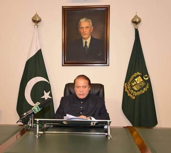 آج کے بعد عشرتِ مجلسِ شامِ غم کہاں
 دل نہ لگے گا تیرے بعد، پر تیرے بعد ہم کہاں💔