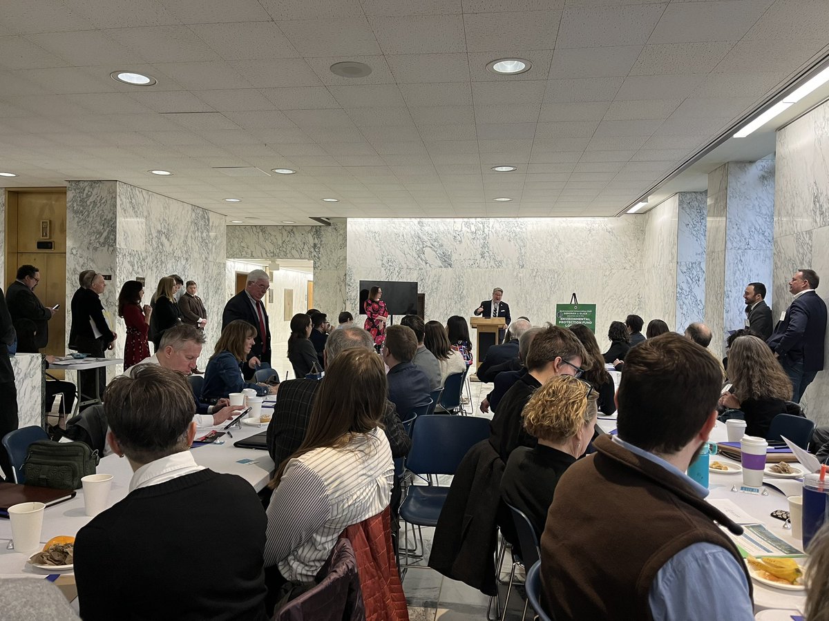 Advocates from across NYS have descended upon the Legislative Office Building in Albany today to talk to legislators about the #NYEnviroFund! Thank you @SenatorHarckham and @DeborahJGlick for your support of our call for a restoration of the EPF to $400m with no $25m offload.