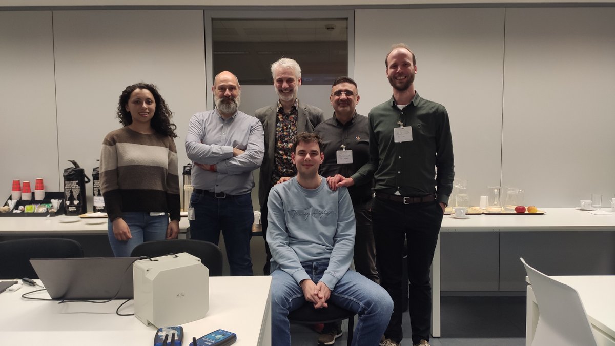 NextGEM_eu's tweet photo. 📸 Team foto! In the first picture you can see us, the #NextGEM's partners during the 5th Project Meeting in Brussels!

📊  Also, on the following pictures you can see a showcase of the demo sensors NextGEM plans to use to detect #5G! 📶

#EMFResearch #BioEM https://t.co/N1DLsTOT6x