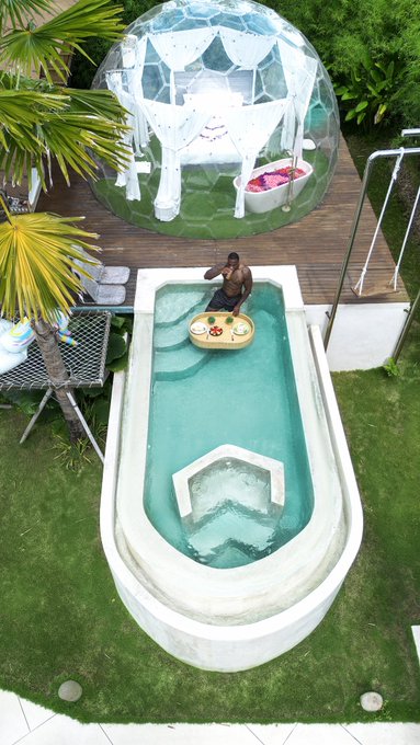Bali different ... have you ever stayed in a glass done 😳 https://t.co/dqR1FDyAte