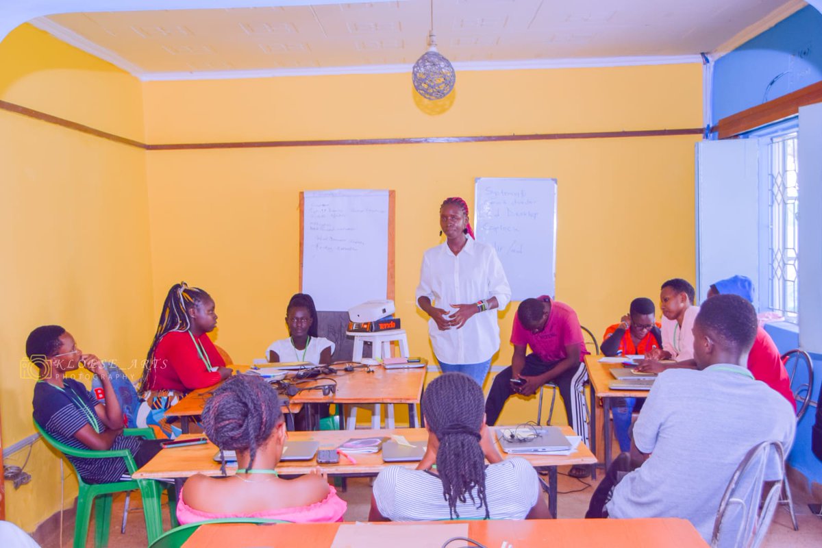 The Border Hub tweet media