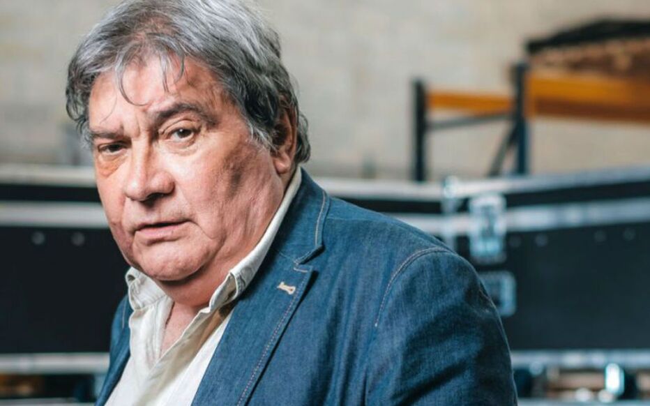 Le monde du doublage français perd une de ses legendes : le comédien Alain Dorval, connu pour prêter sa voix à Sylvester Stallone est décédé à 77 ans. Il était aussi un grand militant au SNAPAC-CFDT. Il y a deux jours il écrivait encore un article contre l'IA.