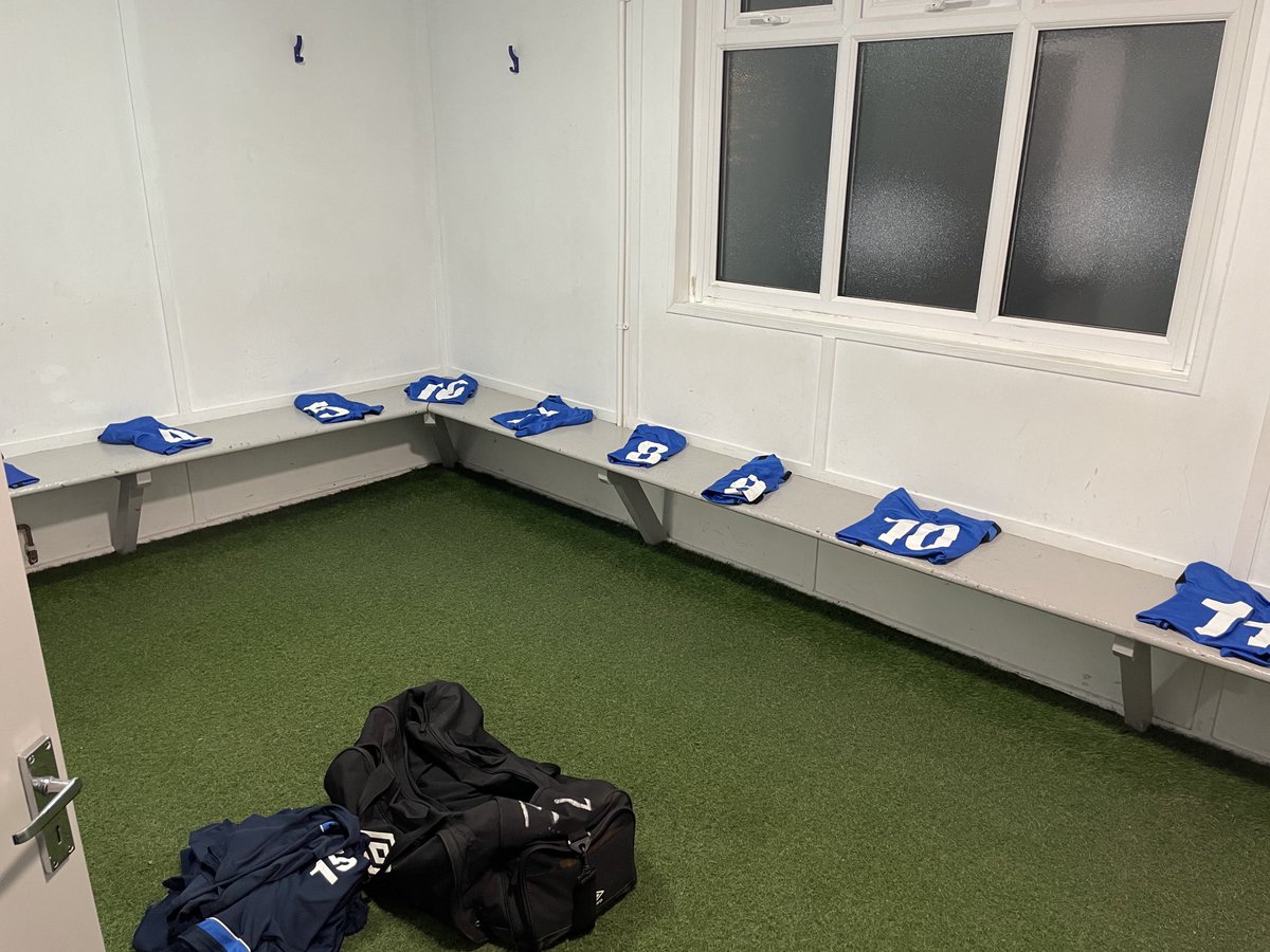 Getting in front ahead of kick off 👊🏻⚽️    #COYBH