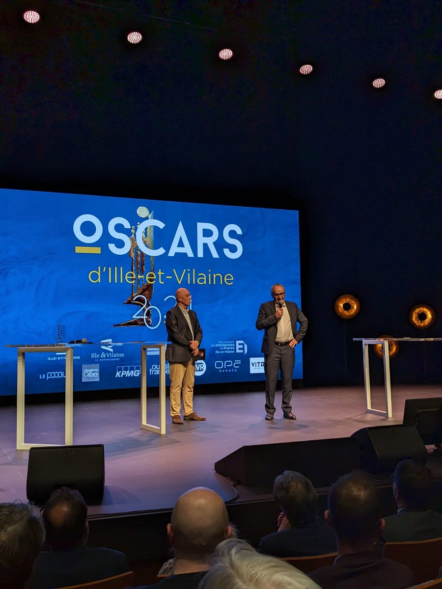 Les @LesOscars35, c’est ce soir. Et pour commencer, un mot de notre DG, Président des Oscars, Jean-Yves Carillet : « les entreprises se sont adaptées à l’incertitude. Et leur diversité est source d'équilibre et d'interactions vertueuses. »