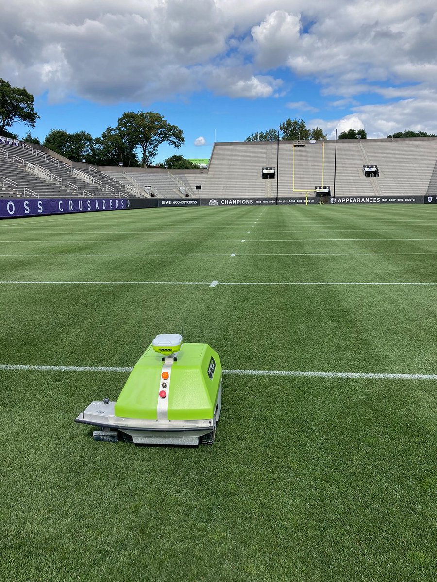 TheTurfZone's tweet photo. The robotic field painter at work at College of the Holy Cross. Get insights on robotic field painting from Brendon Connor, Superintendent of Grounds in New England Blade > https://t.co/RcyOAywjYw https://t.co/oW4lHMrEZL