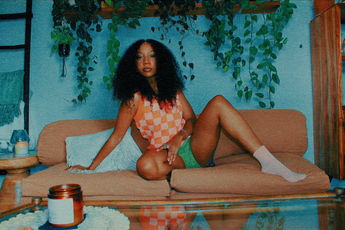 HelloCharleee's tweet photo. New Drop … Muaaah💋
Radio .. 02/23 https://t.co/txamkrkx94