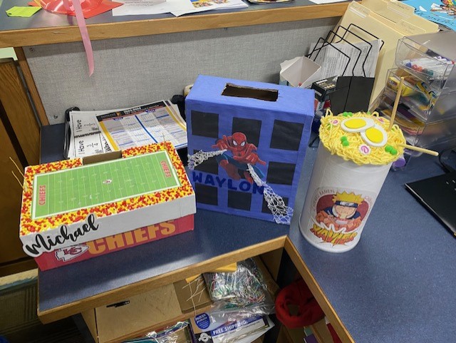 Excellent job on the Valentine's Day boxes! <a href="/kcpublicschools/">KCPS</a>