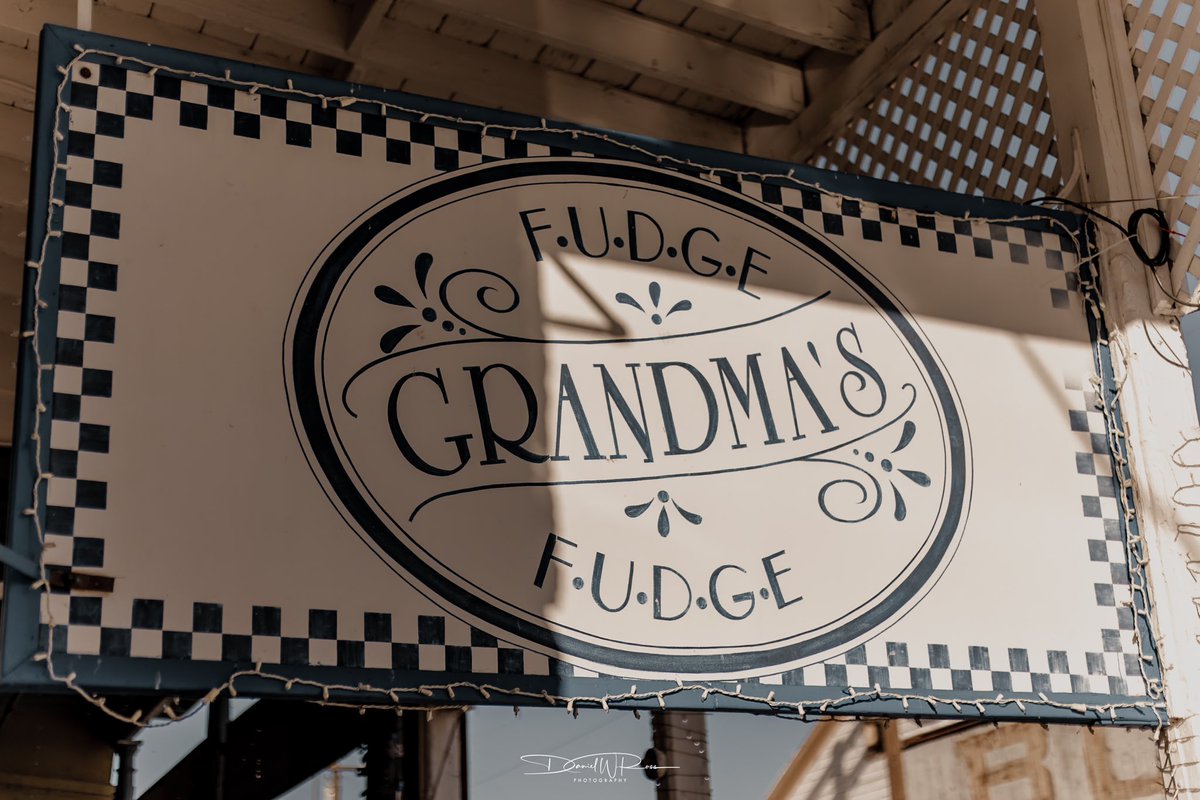 GM Photographers!!!
📸😁☕️

Daytrip this weekend from @VirginiaCity outside of @CityofReno #Nevada! 

What do y’all know about Grandma’s Fudge tho?!?
🫶🏻🤤🍫

#DWRPhotos #RenoPhotographer #RenoPhotography 
#CanonR6M2 #CanonShooter #BarCrawl #VirginiaCity #NV #photooftheday