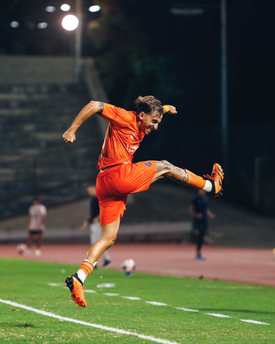 ricardoparacuto's tweet photo. 🔥RAFAEL ARACE se erigió como la figura de la jornada 2 de la #LigaFUTVEJuegaEnLinea con par de goles que lo sitúan como líder goleador del Apertura

📌Fue el tercer doblete de su carrera
📌Llegó a 3️⃣4️⃣ goles como profesional
📌1️⃣6️⃣ de ellos con Enrique García como DT https://t.co/NXgrLRMujB