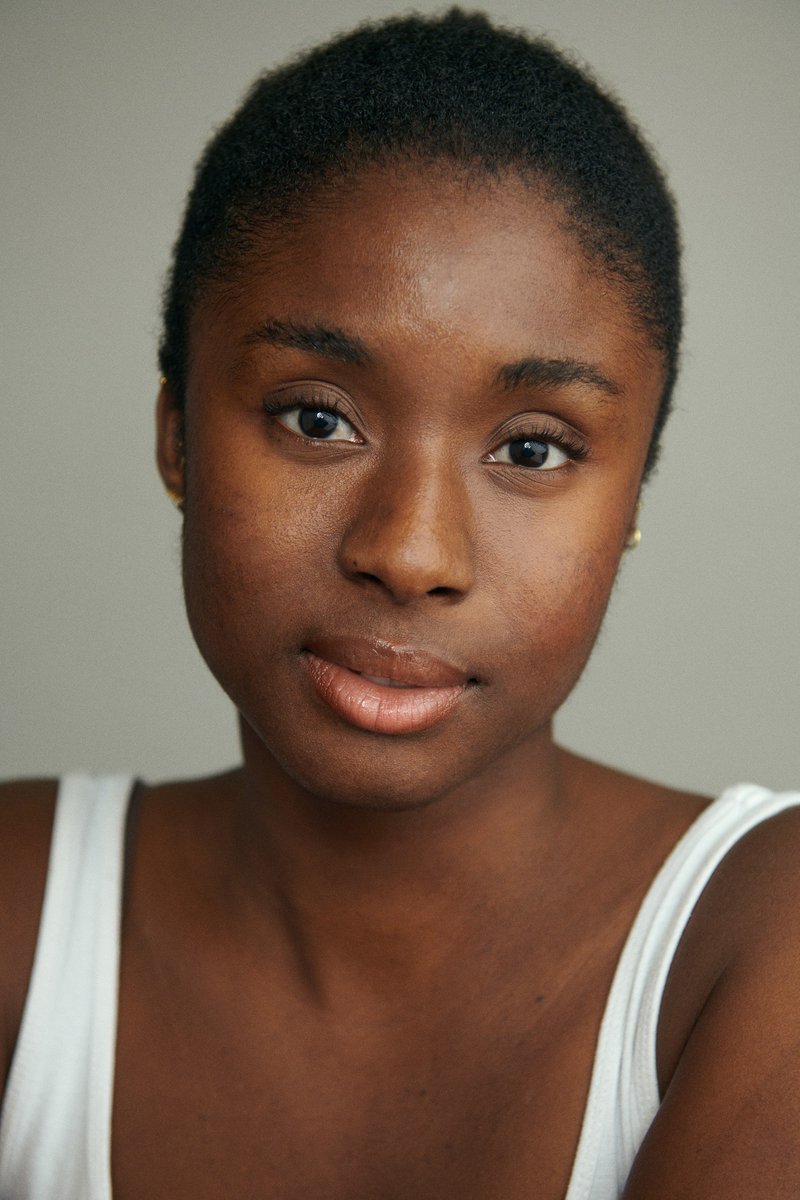 EstherAyoJames's tweet photo. Some new headshots courtesy of @MarkSosiak https://t.co/hElvYYVYBh