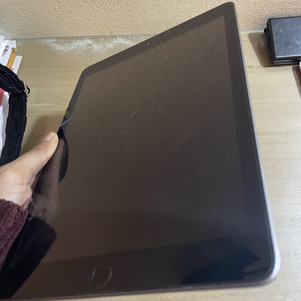 markleet13's tweet image. ส่งต่อไอแพด gen6 32GB wifi

-เครื่องใช้งานปกติทุกอย่าง สภาพใหม่มาก
-มีแค่ตัวเครื่องนะคะ ไม่มีกล่อง
-แถม apple pencil gen 1

price 4500฿ free shipping
นัดรับเชียงใหม่ได้ค่ะ

📍mt or dm ka (ถ้าเดมไม่ได้ ทักไลน์หน้าไบโอได้เลยค่ะ)

#ไอแพดมือ2 #ไอแพดมือสอง #ส่งต่อไอแพด #ipadgen6