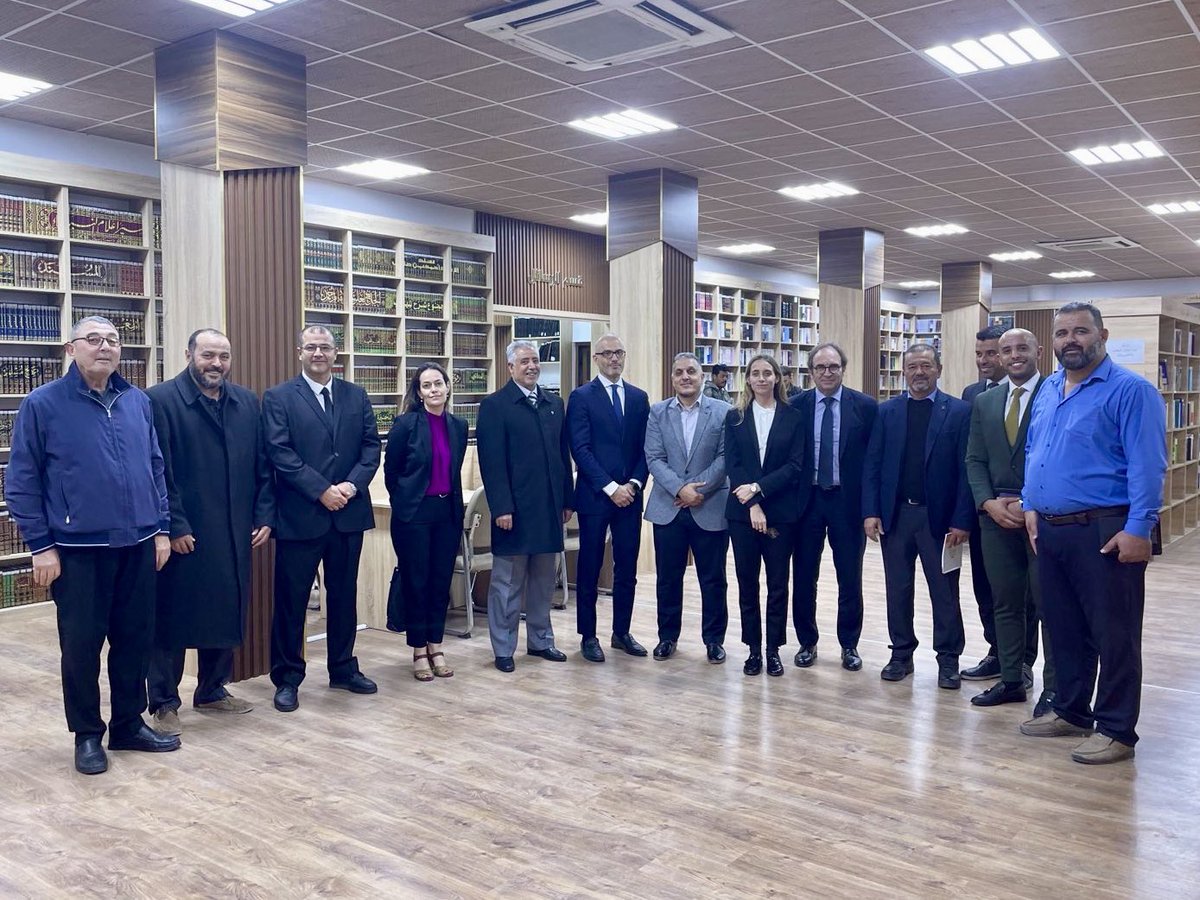 nicolaorlando's tweet photo. I concluded a productive first visit to #Misurata meeting faculty members & inspiring post-grad students of the #Libya-n Academy of Higher Studies.
We discussed the great potential of partnerships w/#EU universities, especially study programs & joint scientific projects. https://t.co/6Xp5ILPdD1