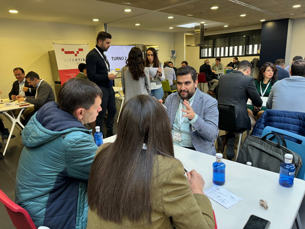 Gracias a <a href="/Vitartis/">VITARTIS</a>  sus socios han podido conocer  #solucióntecnológica con #IA que permite ahorrar en consumo #energético entre 30.000 y 50.000 euros al año. #innovación #colaboración #industrialimentaria   
tallercomunicacion.es/vitartis-acerc…