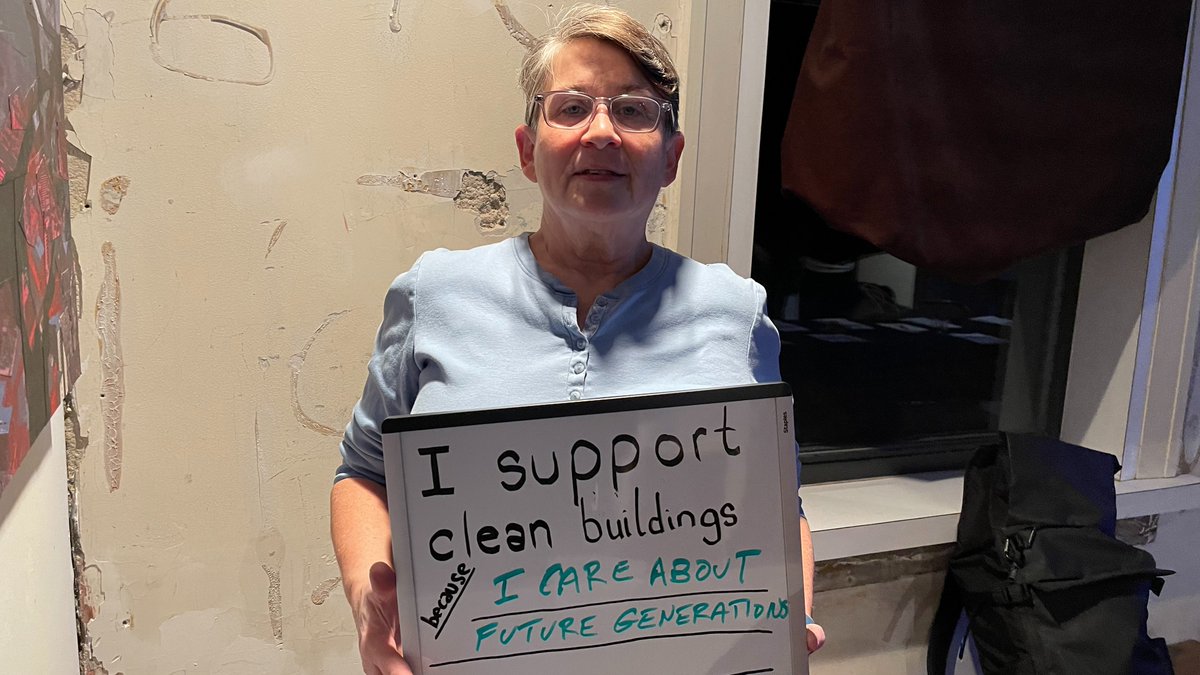 SierraClubIL's tweet image. We had a great time last week with @the48thward, @46thWardChi, @EdgewaterEnvCo, @ONENorthside, &amp;amp; @cubillinois discussing how making the switch to #CleanHeat is good for our health, wallet, &amp;amp; the planet! 

Why do YOU think it's time to #ElectrifyChi?⚡️