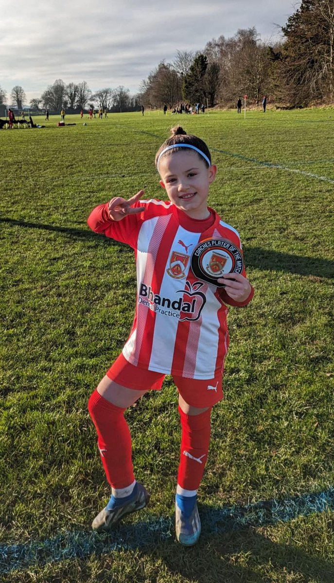 January player of the month for my girl! 
Proud of you Ava!! ⚽️❤️
#Glassgirls