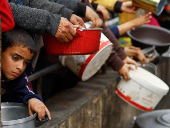 Haaretz has published (in Hebrew, not English) an incomprehensibly vile article in the style of a lifestyle cooking feature, about Israel's soldiers finding and cooking with ingredients in the kitchens of Gazans who had to flee their homes and are now starving.