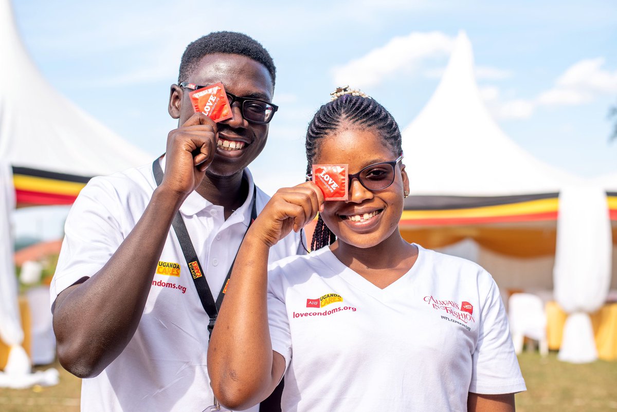 ahfugandacares's tweet photo. Wrap it up 🌶️ and celebrate love safely!
Let's spread awareness & make everyday a day of love, protection and responsibility.
Stay safe, stay protected and spread the love
#InternationalCondomDay
#SaferIsSexy
#AlwaysInFashion
@ahfafrica
@AIDSHealthcare
@MinofHealthUG https://t.co/Rlt0fAl8US