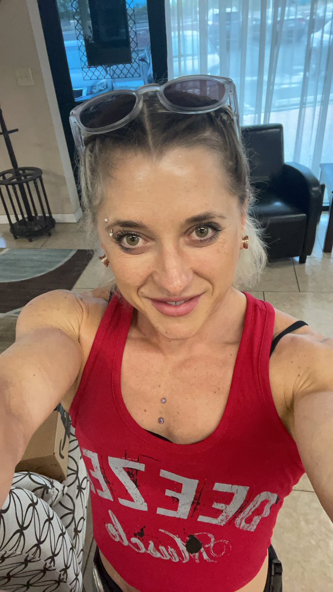 TheRyleeJones's tweet photo. Dm me with a dirty secret 🤫 https://t.co/sOnMUUpfvW