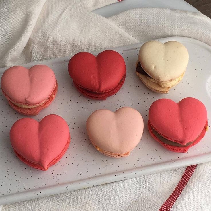 ORDER OUT!
For: @AMERIC4NPI3 
From: <a href="/TheHawketteLady/">Kate Bishop</a> 

📩:  I got you more macaroons!!