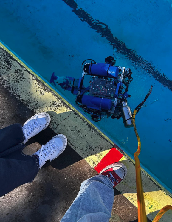 matecenter's tweet photo. Massive love to all of our #MATE crews for sharing pics from your 2024 competition journey. Let's keep this visual feast going - tag us and let the world see your ROV magic! #ROVolution #watergame https://t.co/8jvZu693Sn