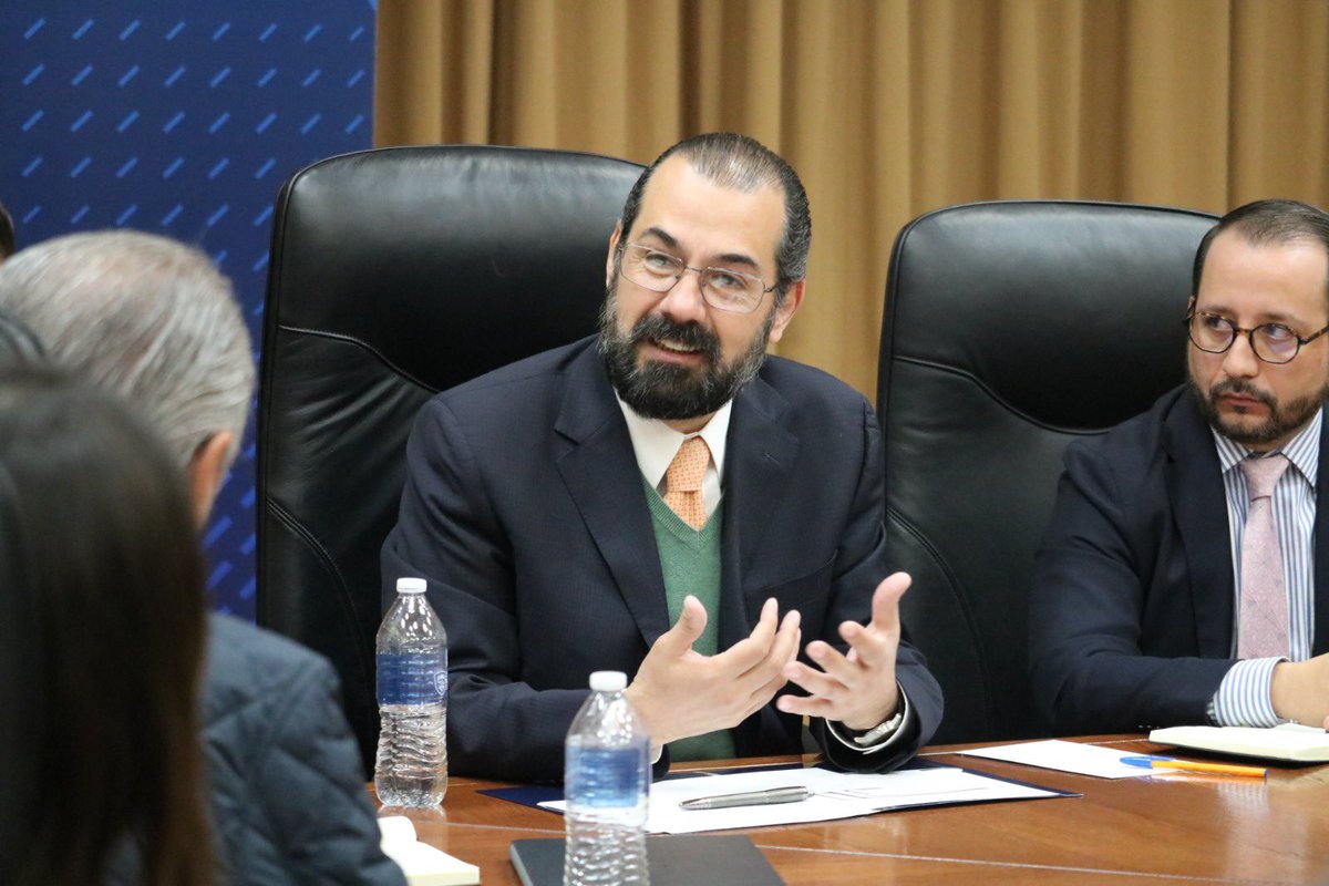 stpschihuahua's tweet photo. Está mañana el secretario del Trabajo y Previsión Social, Diódoro Siller y el secretario @SIDEChih Ulises Fernández se reunieron con los representantes de #Cancham quienes buscan aperturar la sede del capítulo Pacifico Norte en Chihuahua.
#JuntosDamosResultados https://t.co/T8PVB7FMrY