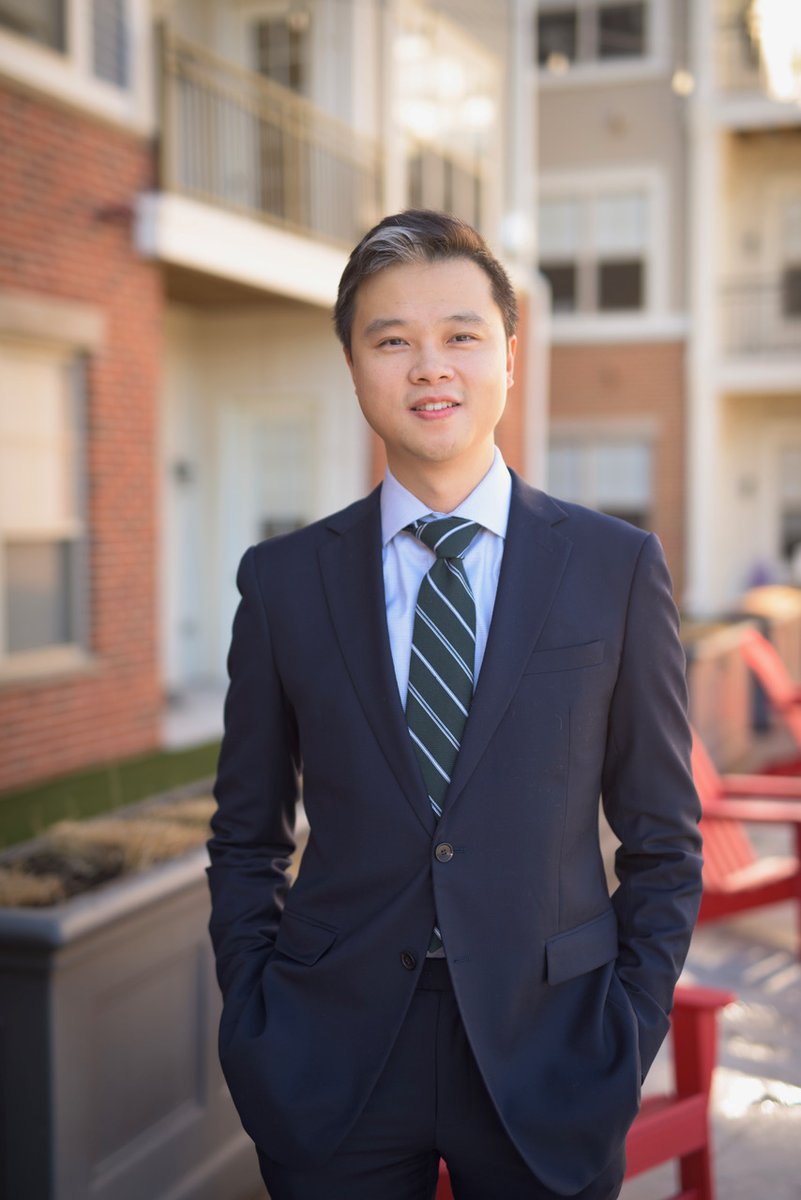 "Data science has been the most important keyword that defines and shapes my work at <a href="/MarquetteU/">Marquette University</a>."

Data Science + Communication: Bridging Gaps and Unleashing Potential by <a href="/larryxu110/">Larry Zhiming Xu</a> 

Read on! bit.ly/3HXWly1 <a href="/NM_Financial/">Northwestern Mutual</a> #faculty #research #diederichdifference