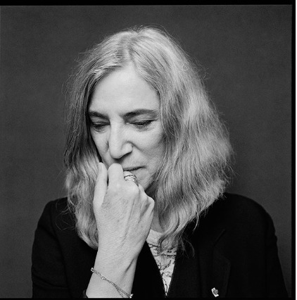 IsaackdeLoza's tweet photo. Como es fan de la jericaya y la carne Garibaldi, la tía Patti Smith (quien no es @taylorswift13, pero más o menos) se va a dar una vuelta a Guadalajara. Viene a "Correspondences", una expo inmersiva Y GRATUITA en el Conjunto Santander el 28 de febrero. 
¡A darle amor! https://t.co/IRT4lLK2ZJ