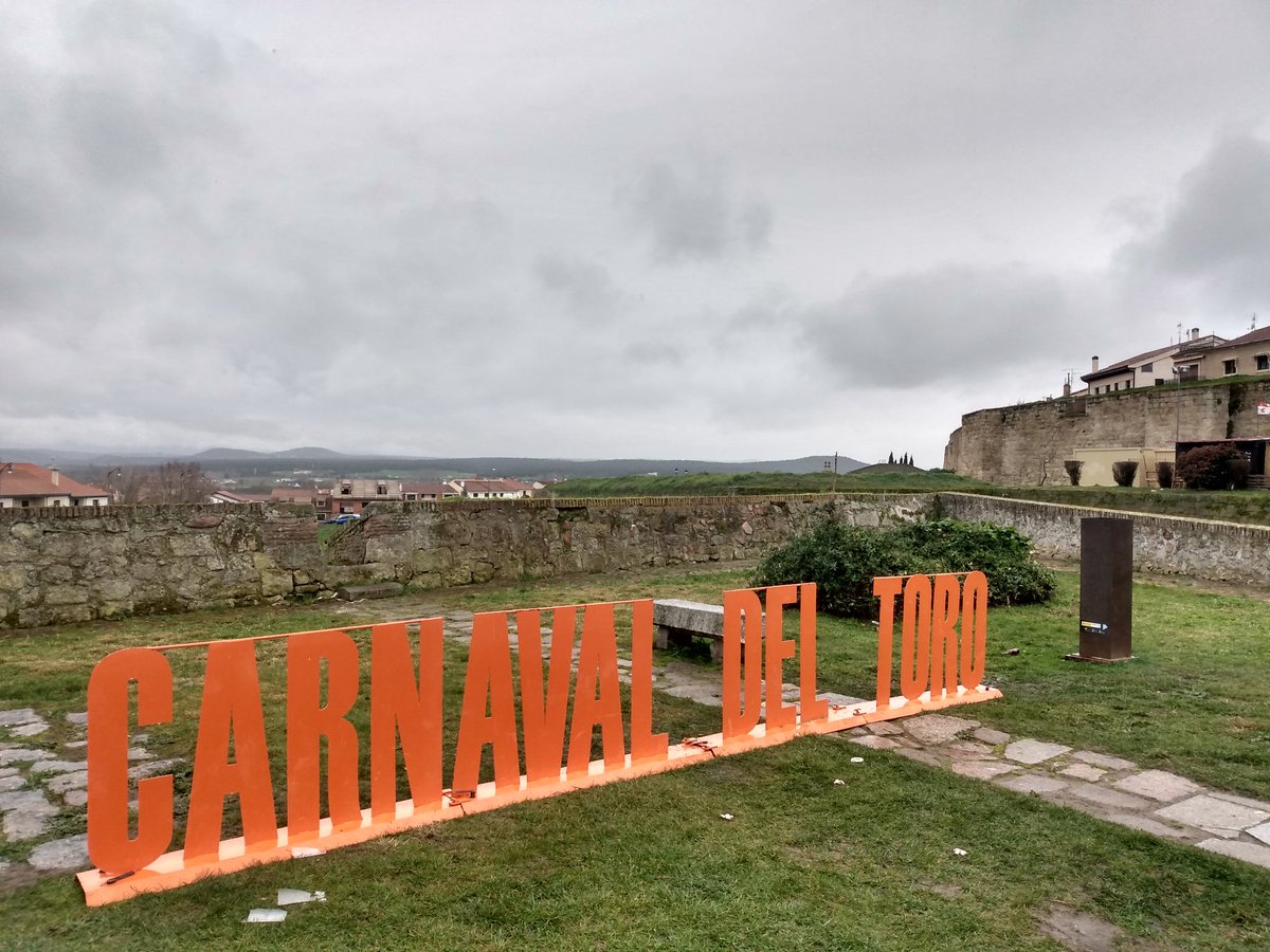20:10h. el Carnaval del Toro 2024 ha muerto, ¡¡Viva el Carnaval del Toro 2025!!, del 28 de Febrero al 4 de Marzo.