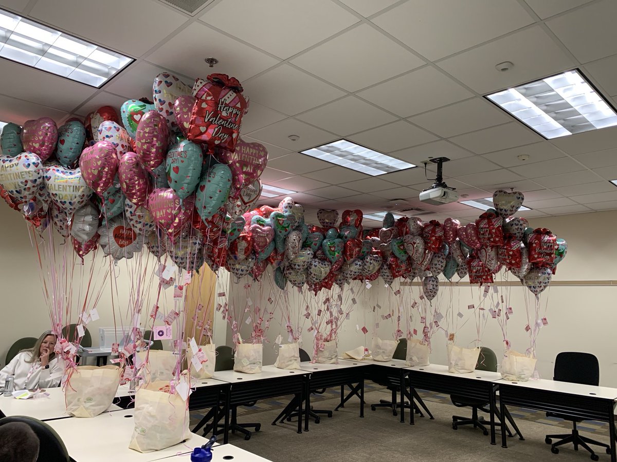 Ready to celebrate Valentine’s Day at the Evansville call center! ⁦<a href="/darsol0719/">Darla Solomon</a>⁩ #ThatEVVLife #MBCGoodlife