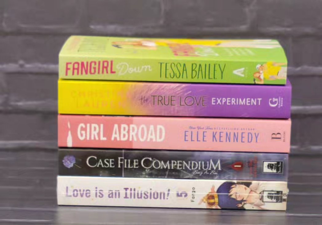 BNReading's tweet photo. It's New Release Tuesday!!! We have some great releases from Tony Robbins, Billy Dee Williams, Tessa Bailey, Christina Lauren, and Elle Kennedy!!! Stop by and pick up your favorites today!!!!
#BNreading #newreleasetuesday https://t.co/Iuq8bTBkbA