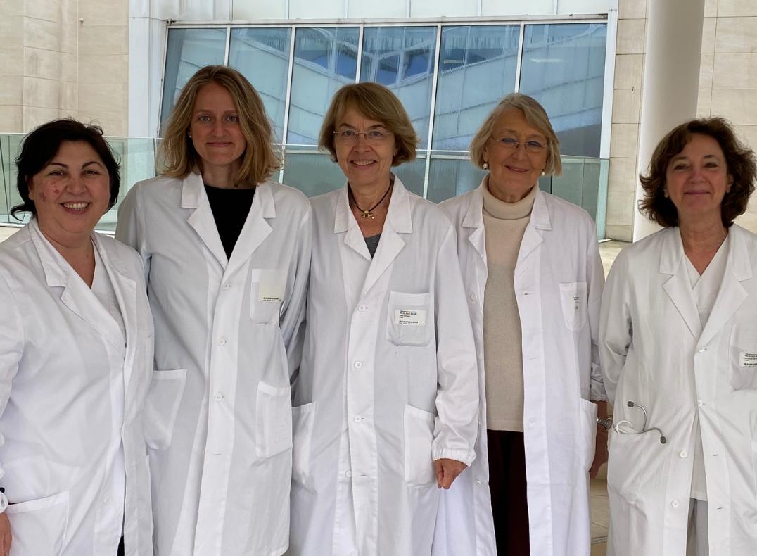 policlinicoMI's tweet photo. #MalattieRare Si può nascere con un difetto del sistema immunutario che trasforma l'incontro con virus, batteri e funghi in un pericolo
In #PoliclinicoMi da oltre 40 anni è attivo un percorso per diagnosi, cura e #ricerca delle #ImmunodeficienzePrimitive
 https://t.co/98rxoTS2Dn https://t.co/GBn2GbfR5a